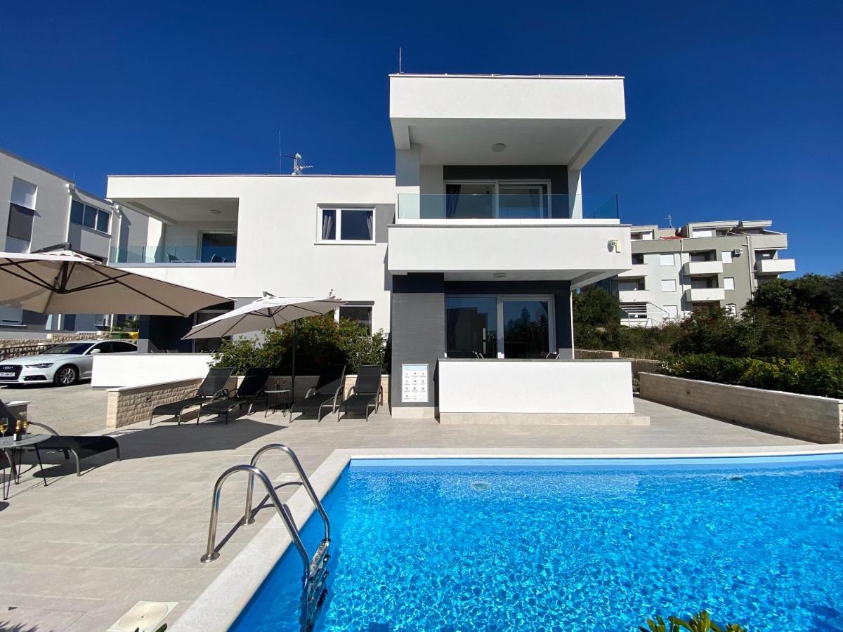 Fantasy Pool Villa Novalja Exteriér fotografie
